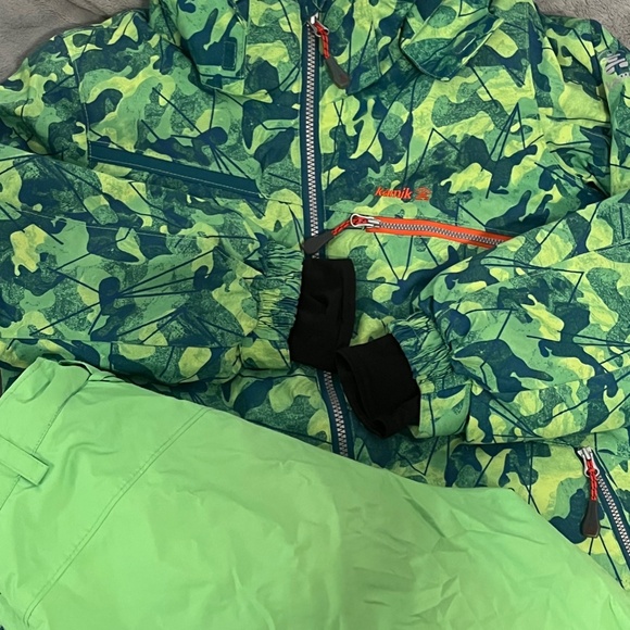 Boys size 12 Snow Bib or Pants - Picture 8 of 8